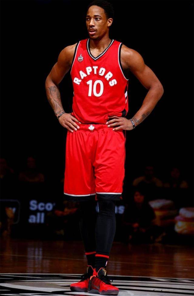 还需具备足 还需具备足