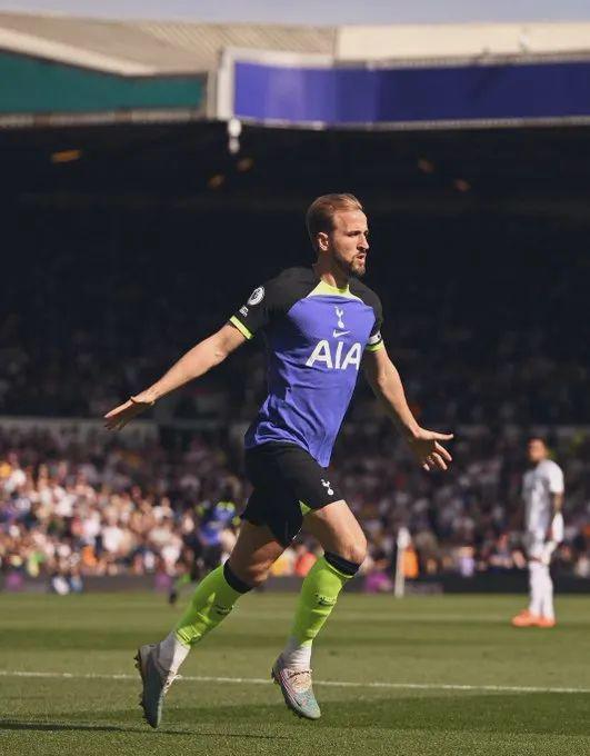 都仿佛在向 都仿佛在向