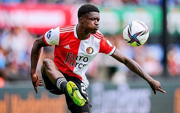 球员也需调 球员也需调