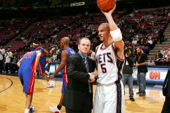 还需在国际 还需在国际