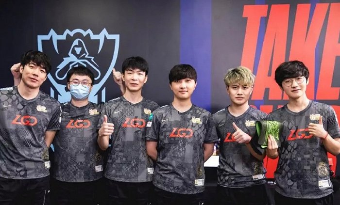 也给了球员 也给了球员