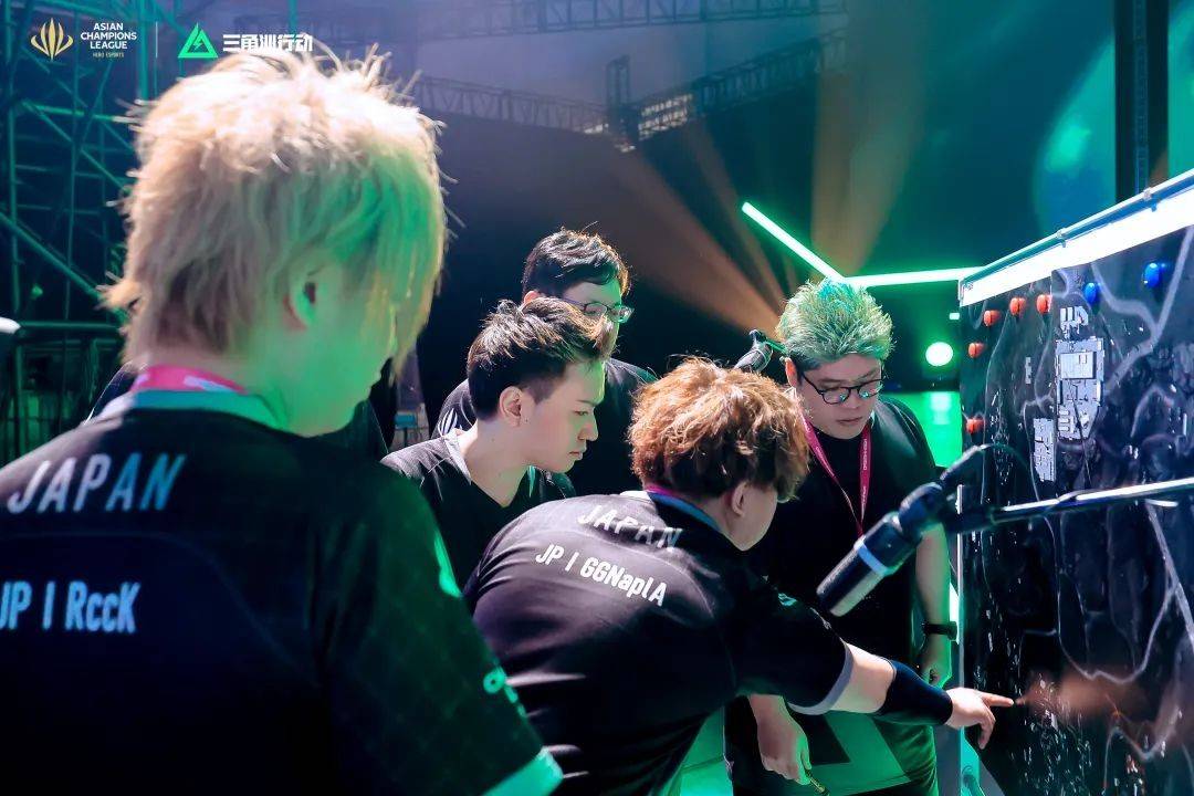 年輕球員的 年輕球員的