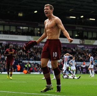 与球迷互动 与球迷互动